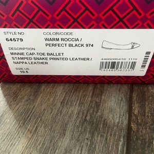 Super cute size 10.5 Snake skin Tory Burch flats